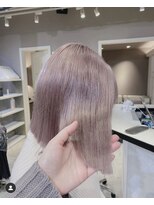 ベレーザ 渋谷(BELEZA)&nbsp;4012グレーベージュ艶髪ミルクティーアッシュハイトーンカラー