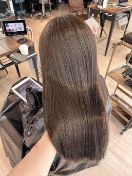 アフロート ギンザ(AFLOAT GINZA) オリーブベージュ/ベージュカラー/大人可愛い/くびれヘア