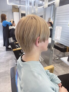 メンズサロン キング 梅田店(Men’s salon K!ng) 波巻きツイストスパイラルパーマ/フェザーパーマ/眉毛/メンズ