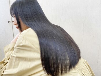 アンリ(Anli)の写真/【一番町アーケード内】クセが強いからと諦めていませんか？Anliなら自然にまとまる柔らかストレートが叶う