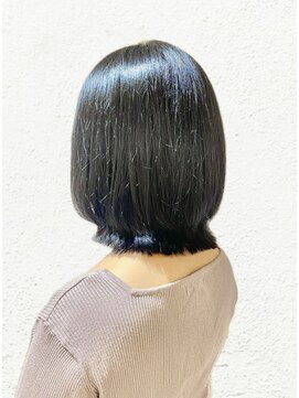 ブロッサム 上尾店(Blossom) 20代30代大人美人小顔ブリーチなし韓国ヘアアッシュブラック