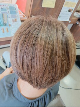 ティーケーザサロン(TK THE SALON) 洗練された大人のショートボブ