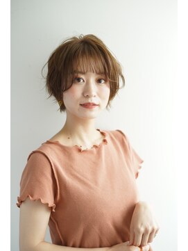 ルフュージュ バイ プロデュース 相模大野店(Refuge by Produce) くびれショート/マロンベージュ