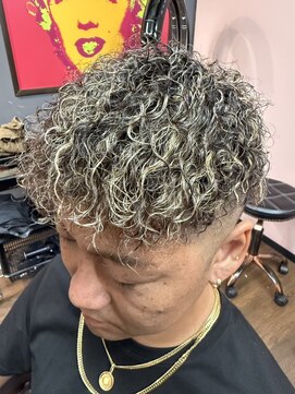 ゼニス(Zenith) ツイストスパイラルパーマ