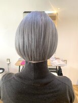 リプク(Rip-Ku18)&nbsp;【箕面】大人女性のための透明感グレーボブ【シルキーカット】
