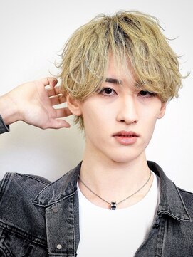 ミヤビ(MIYAVI) ラウンドマッシュ/ブロンドカラー