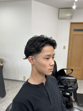 岡田理髪処 ラフウェーブローフェード