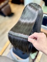 ヌフ(neuf) 髪質改善ストレート×艶髪ダークグレージュ【池袋】