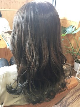 ララテラス(LaLa Terrace) ~LaLaTerrace流~ブルージュグラデーション×外ハネセミディ