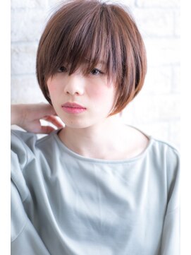 エルデ ナインズ ヘアー スタンド 川口店(elde 9's HAIR STAND) アシンメトリーの斜めバング&グラデーションカラーの大人ボブ