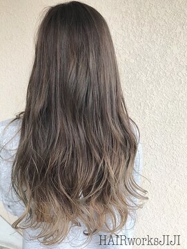 ヘアーワークス ジジ(HAIR works JIJI) ナチュラルブルージュグラデーション