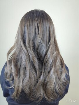 ウィット アンド ラファム Wit &La Famme 巻き髪の表情を変えてみました。