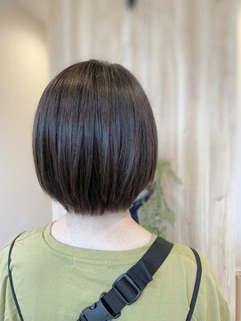 アドラーブル 長岡新保店(adorable) 20代30代40代★大人かわいい☆小顔リップライン丸みショート