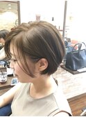 ショートボブ
