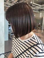 フラックス(FLUX)&nbsp;艶髪前下がりボブ