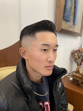 フォーコーナーズカットショップフェイビーズ 名古屋西(FourCornersCutShop favey's) barberstyle【刈り上げ】【フェード】【メンズカット】