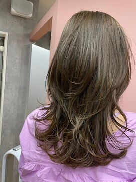 カームバイリコ 学芸大学(calm by liko) レイヤーカット