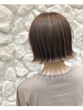 モアナ バイ ヘッドライト大宮店(Moana by HEADLIGHT) Moana【大宮】#切りっぱなし#外はねボブ#ショートボブ