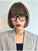 顔周りレイヤーカットグレージュカラーくびれボブショートカット