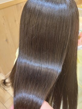 オリーブスバイネオリーブ(Olive's by neolive) カール/セミディ/シアーカラー/姫カット/新宿