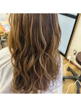 コティー(koti) 【ｋｏｔｉ】ハイライトカラー〈熊本/中央区/新大江/水前寺〉