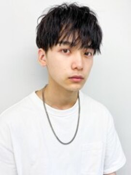 アース オーセンティック 関内店(EARTH Authentic) 爽やかナチュラルパーマ清潔感ブラックカラー