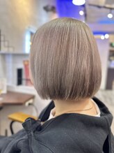 アーチ(Arch) 切りっぱなしボブ
