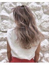 ワンランク上の外国人風ヘアカラーには3Dハイライトがおすすめ！