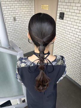 ソノ(sono) 編みおろし タイトアレンジ タイトヘア タイトポニー 参列