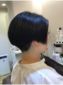 アシンメトリーショートボブ