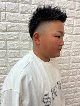 エスフィール 富沢店(S.feel) ツーブロックフェードショート