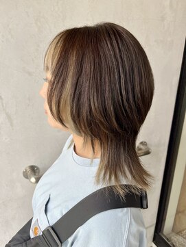 ニクス フリー ウエストバーン(nix free WB) インナーカラー×ベージュ×ウルフカット