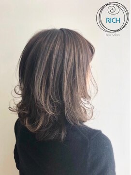 アットリッチ(@RICH) ゆるふわボブ