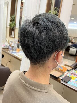 コアフィールフィス(COIFFURE fils) 《見附　今町》メンズ　M3Dカラー　ツーブロ刈り上げ