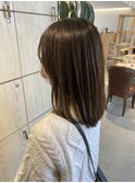20代髪質改善ふんわりナチュラルストレートレイヤーカットミディ