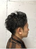 刈り上げパーマスタイル