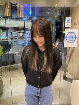 マティス 室見店(MATISSE) インナーカラーWカラーミルクティーベージュミディアムヘアー