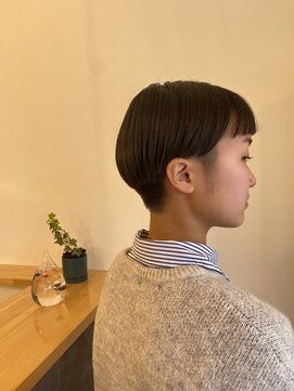 マジョリルゥ 寝屋川店(ma jolie.lou) 刈り上げショート