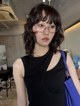 ナループロアボタン(Nalu pu loa BOTAN) レイヤーカット/レイヤーパーマ/ウルフパーマ