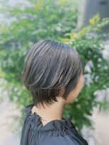 フレイズ(Frays)&nbsp;イルミナカラー　大人小顔ショートボブ