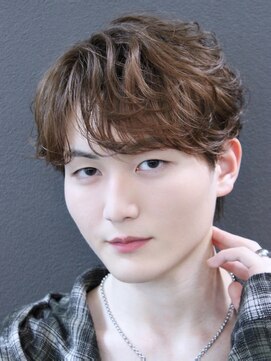 モットコウ 高知帯屋町(Mot-Co) ライトブラウン×フェザーパーマ