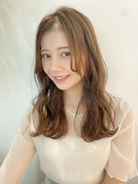 レア 表参道(L'ea)&nbsp;大人ガーリーダークアッシュミディアムレイヤー似合わせカット