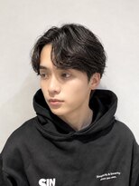 ネオリーブウリ 二子玉川店(Neolive uri) サーフカール刈り上げセンターパートリバースセンターパート
