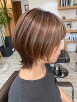 ラポール(Rapport)&nbsp;丸みとくびれのバランスでどこから見ても可愛いウルフ