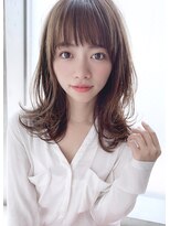 くびレイヤースタイル（小顔ダブルバングブランジュ