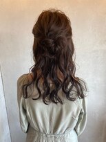 Belle BIANCAナチュラルハーフアップアレンジ/結婚式 by Orie