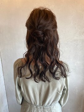 ベルビアンカ(Belle BIANCA) Belle BIANCAナチュラルハーフアップアレンジ/結婚式 by Orie