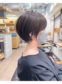 絶壁解消×くびれ×30代40代50代×前髪長め大人ショートボブ永