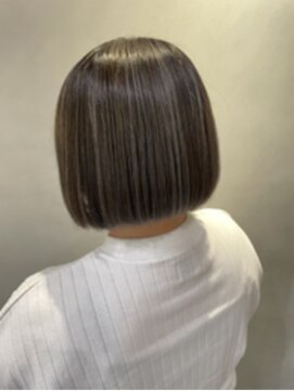 オレロ 国立(olelo) 大人ガーリー/似合わせカット/リバースセンターパート/国立