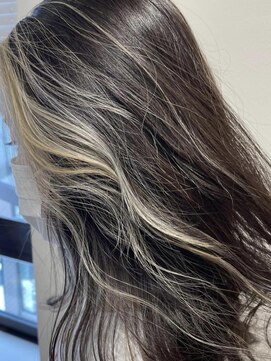 ユーフォリア 銀座本店(Euphoria) フェイスフレーミング♪ケアブリーチ×Aujuaトリートメント